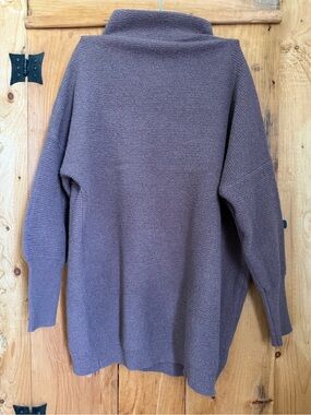 DEVOTED | collared sweater